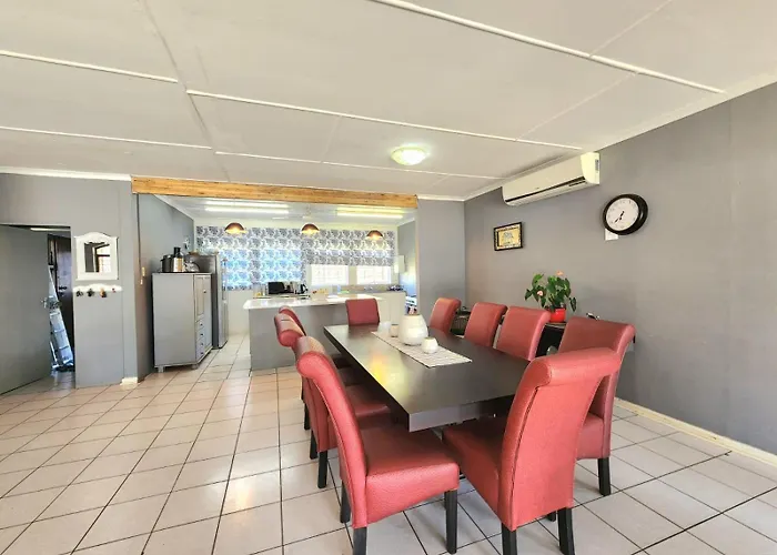 Alexander Guest House